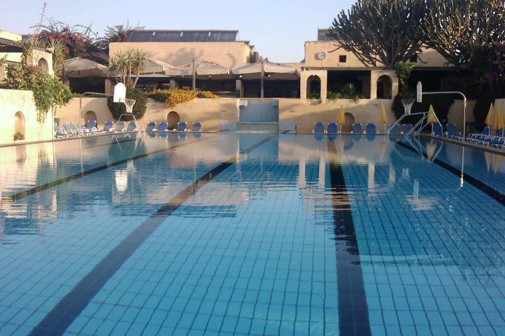 Mellieha Holiday Centre Luaran gambar