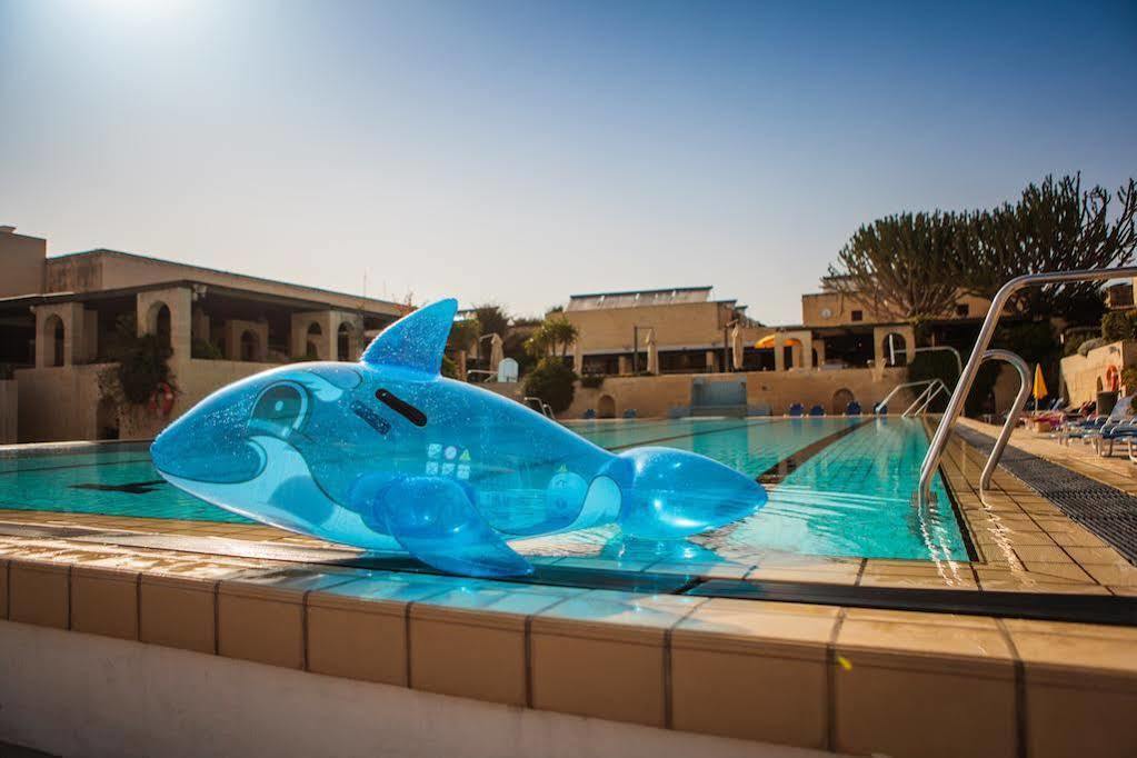 Mellieha Holiday Centre Luaran gambar