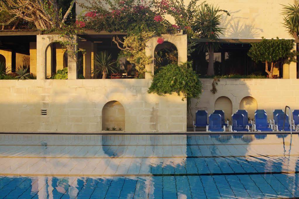 Mellieha Holiday Centre Luaran gambar