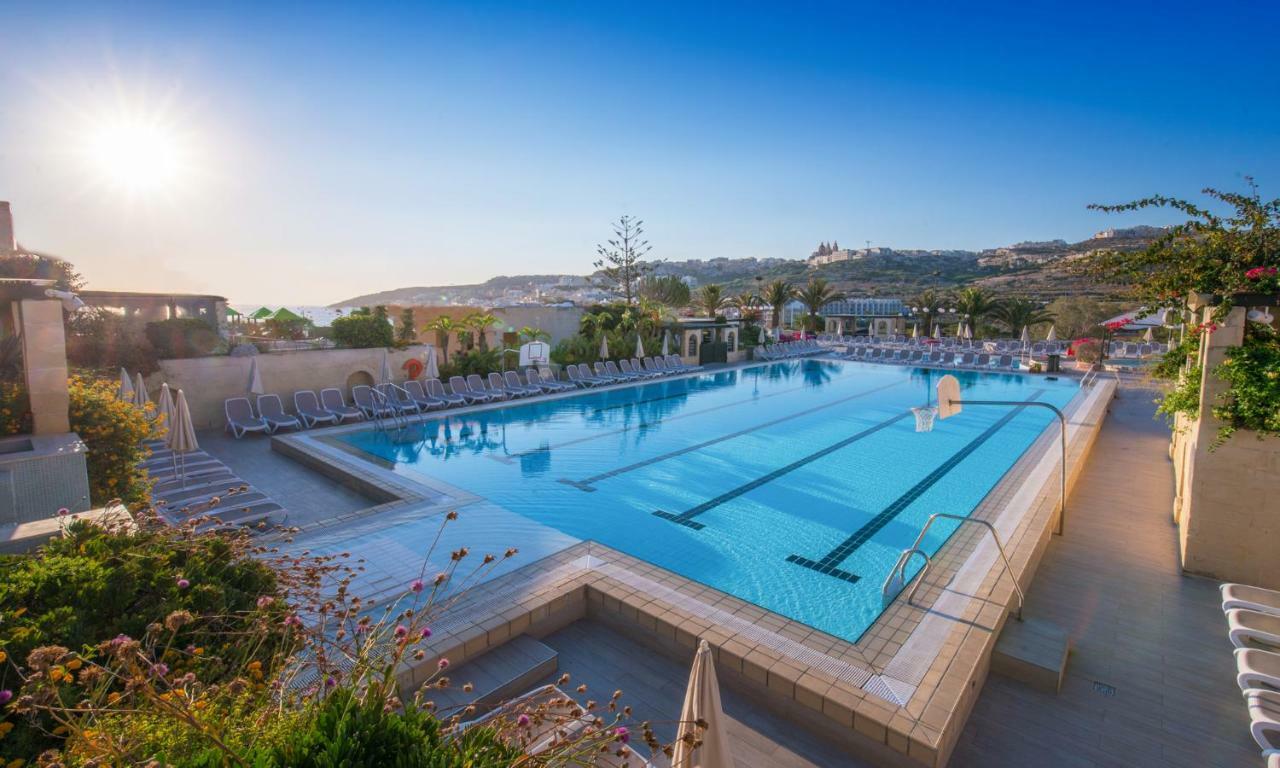 Mellieha Holiday Centre Luaran gambar