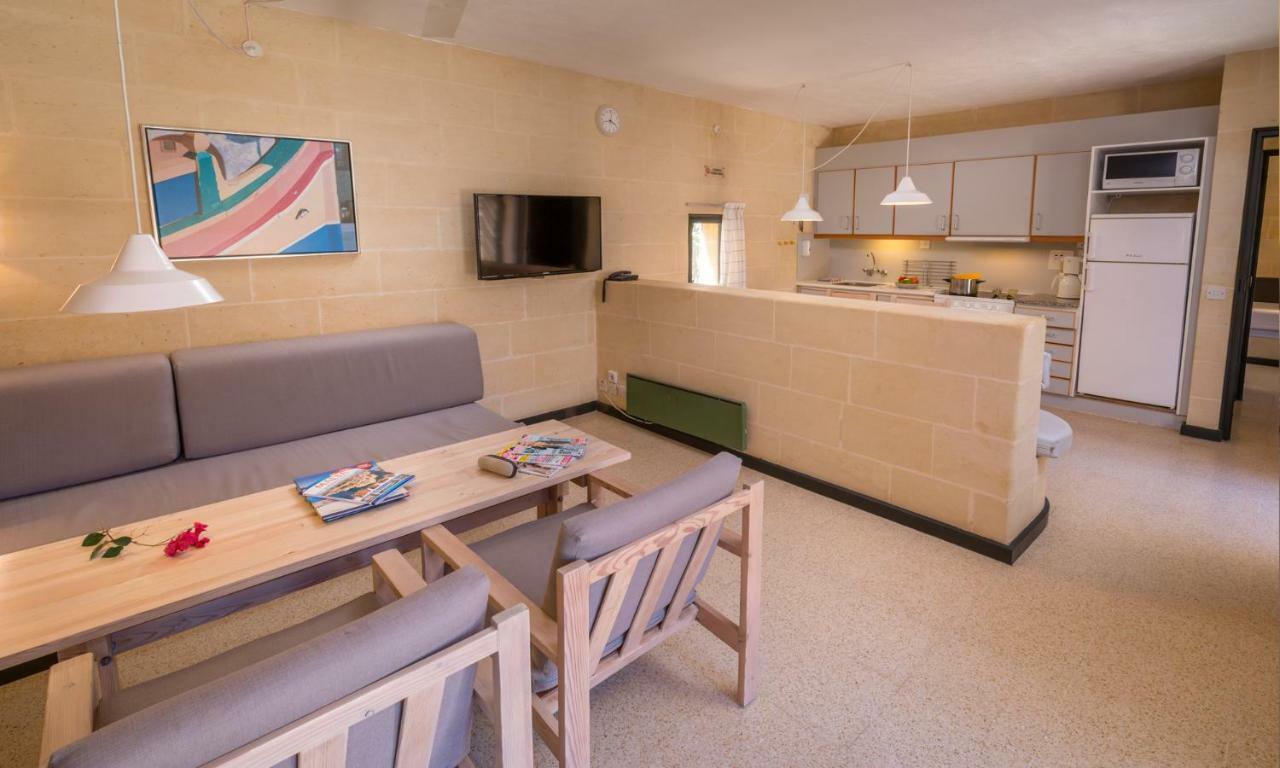 Mellieha Holiday Centre Luaran gambar